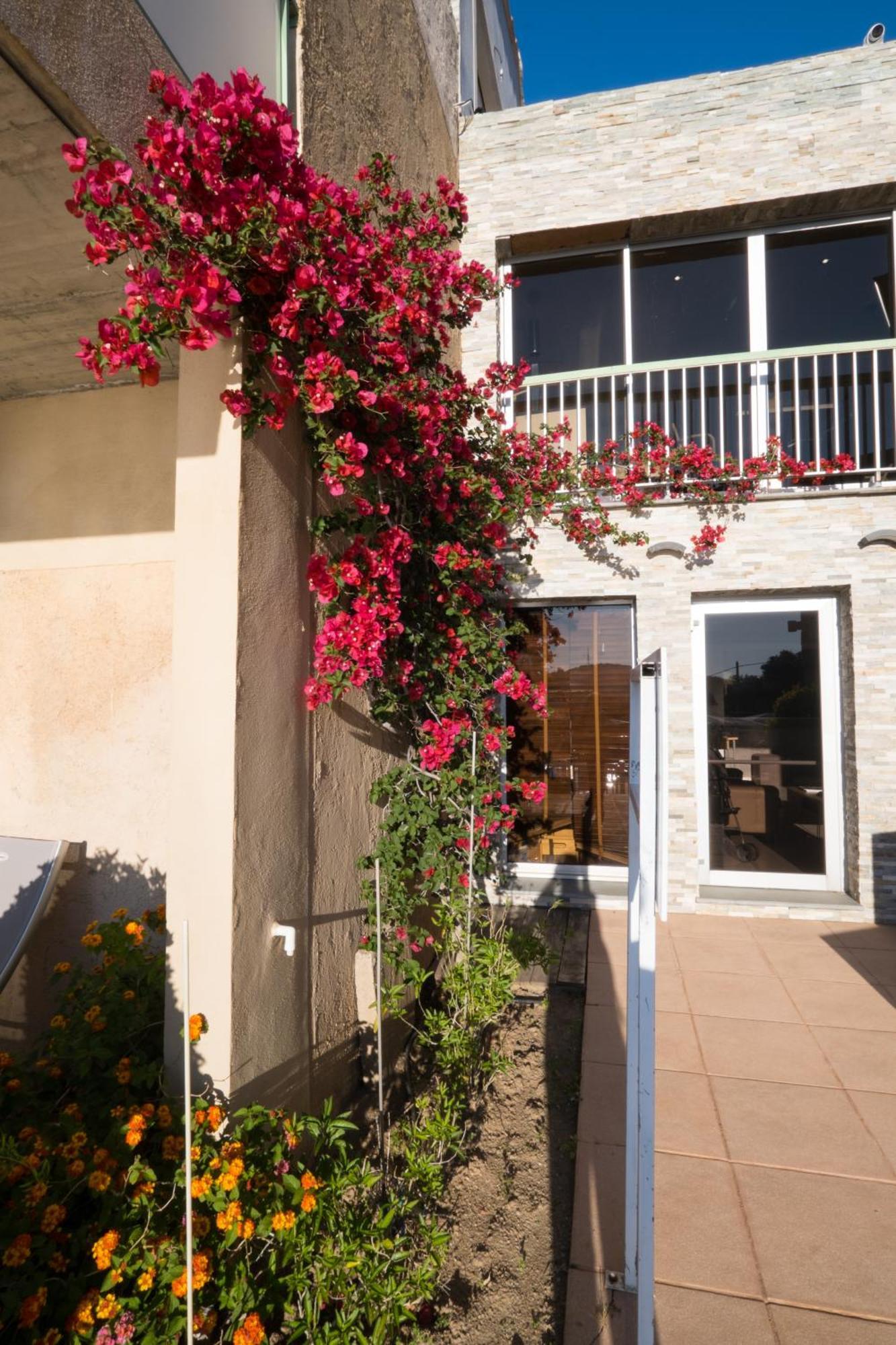 Hotel Funtana Marina LʼÎle-Rousse Exterior foto